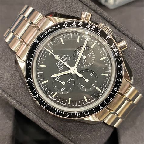 omega speedmaster doppio zaffiro